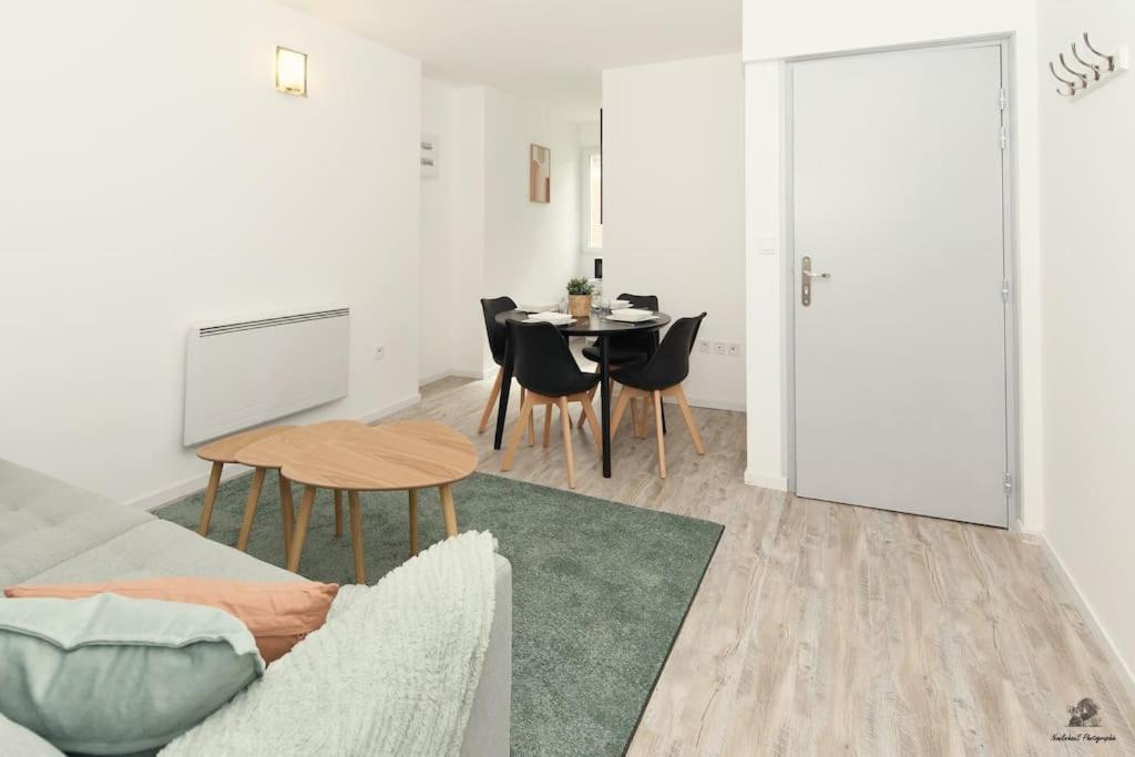 La Residence Jeanne D'Arc 3, Троа Екстериор снимка